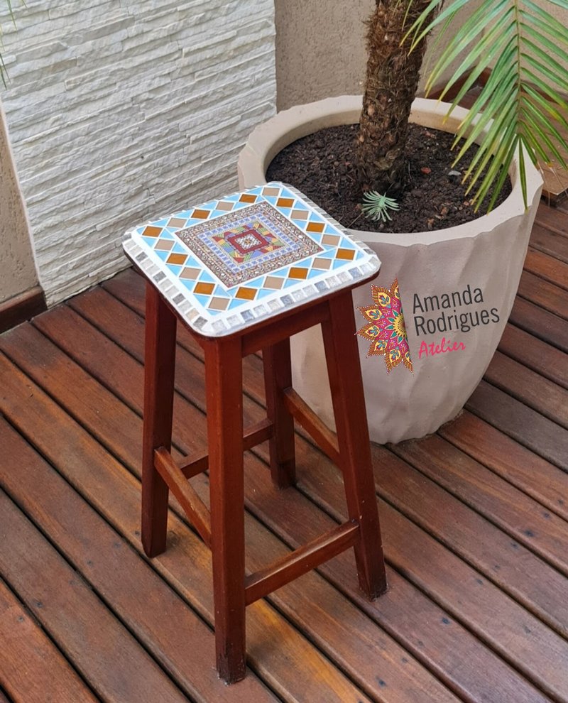 Banqueta em mosaico